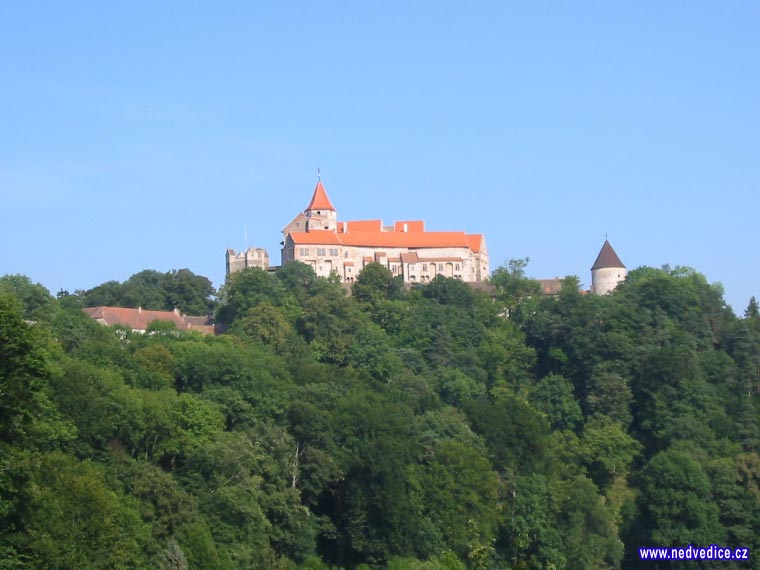 Hrad Pern�tejn